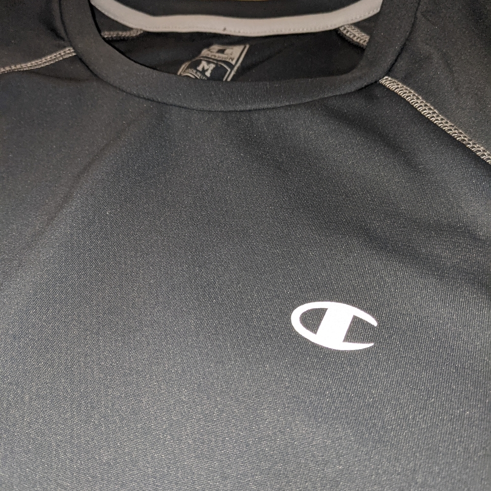 Under Armour Performance Short Sleeve - Picture 3 of 3